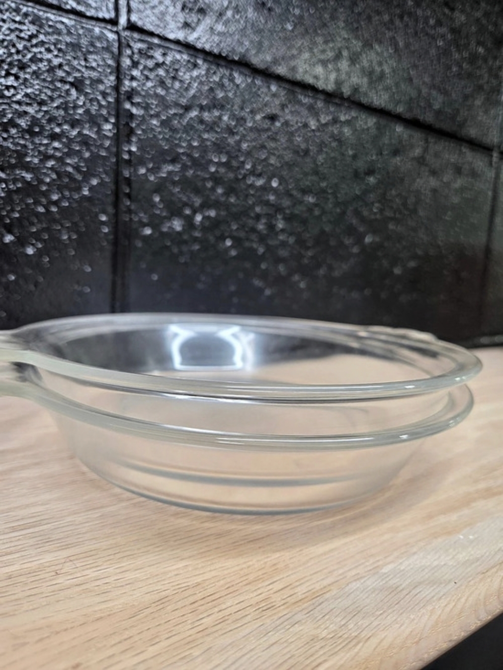 Set Of 2 Pyrex 207 Pie Dish With Scalloped Handles
